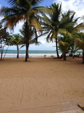 Beach Front Apartment Rio Mar Puerto Rico, Río Grande